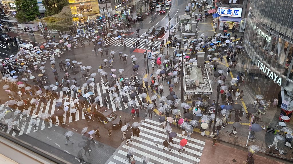 Shibuya-Scramble-Crossing
