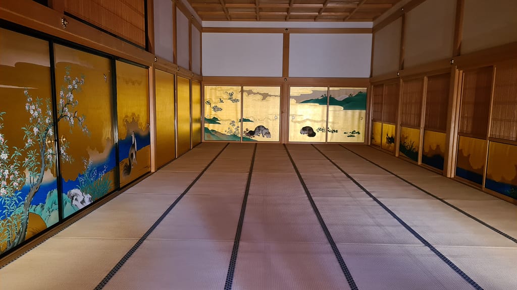 Große Empfangshalle im Hommaru Palast