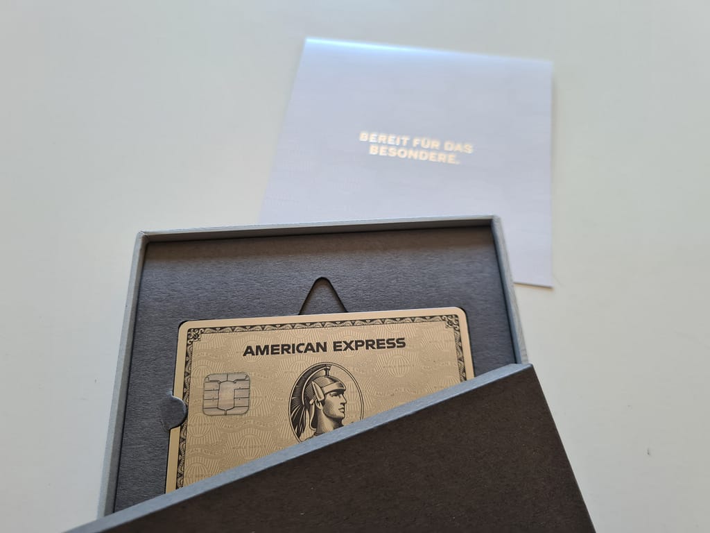 Kreditkarten und Bargeld auf Reisen