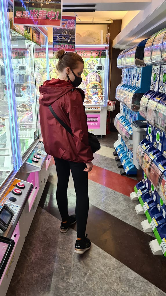 In Akihabara gibt es eine Fülle an Kapselautomaten und Greifmaschinen