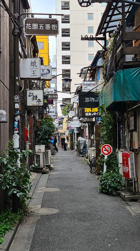 Gasse in Shinjuku
