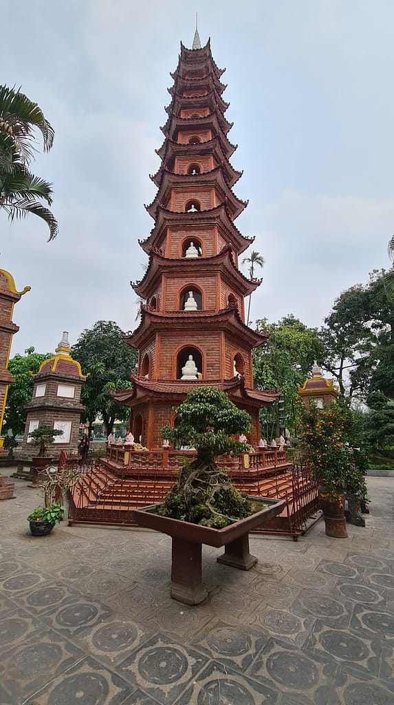 Chùa Trấn Quốc - Pagode