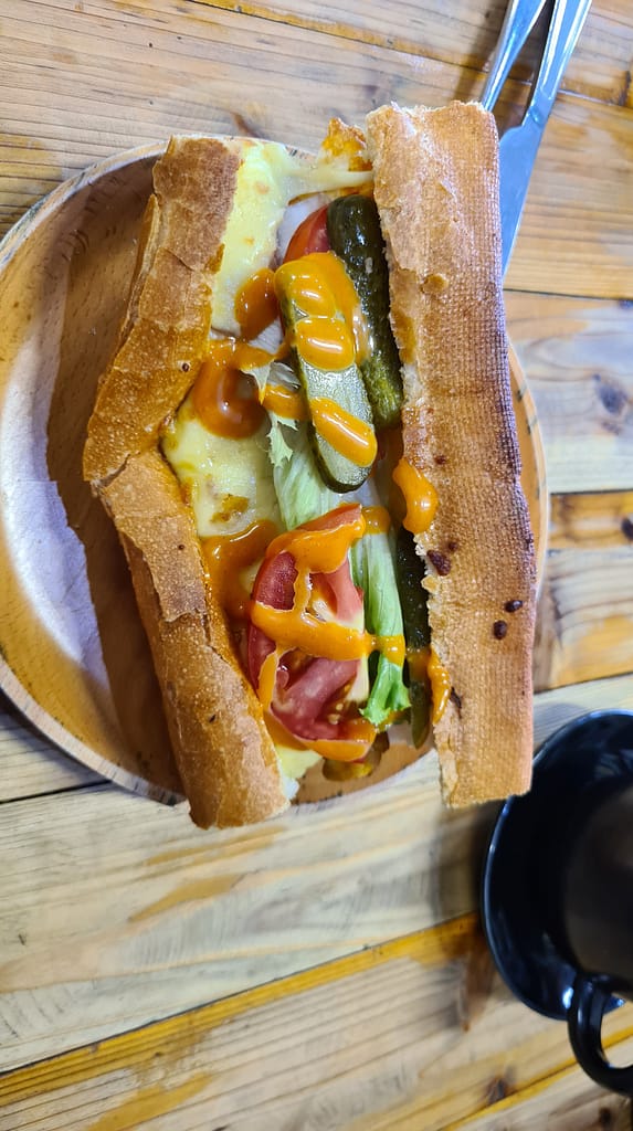 4BanhMI 10. Ziel: Cat Ba (Halong Bay)