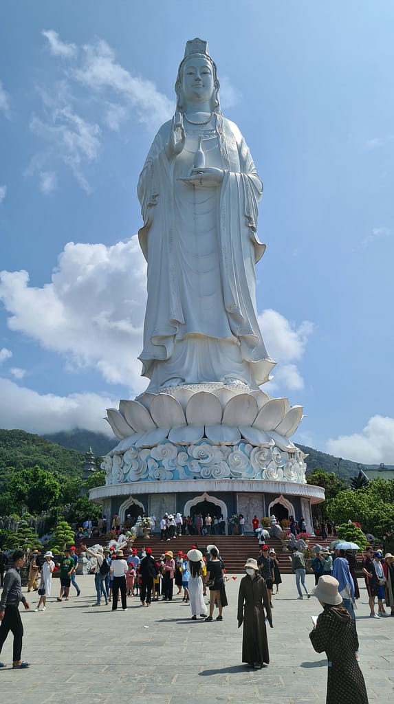 2Lady1 14. Ziel: Da Nang