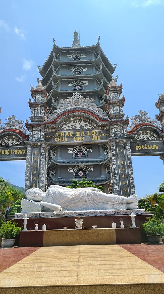 2Pagoda 14. Ziel: Da Nang
