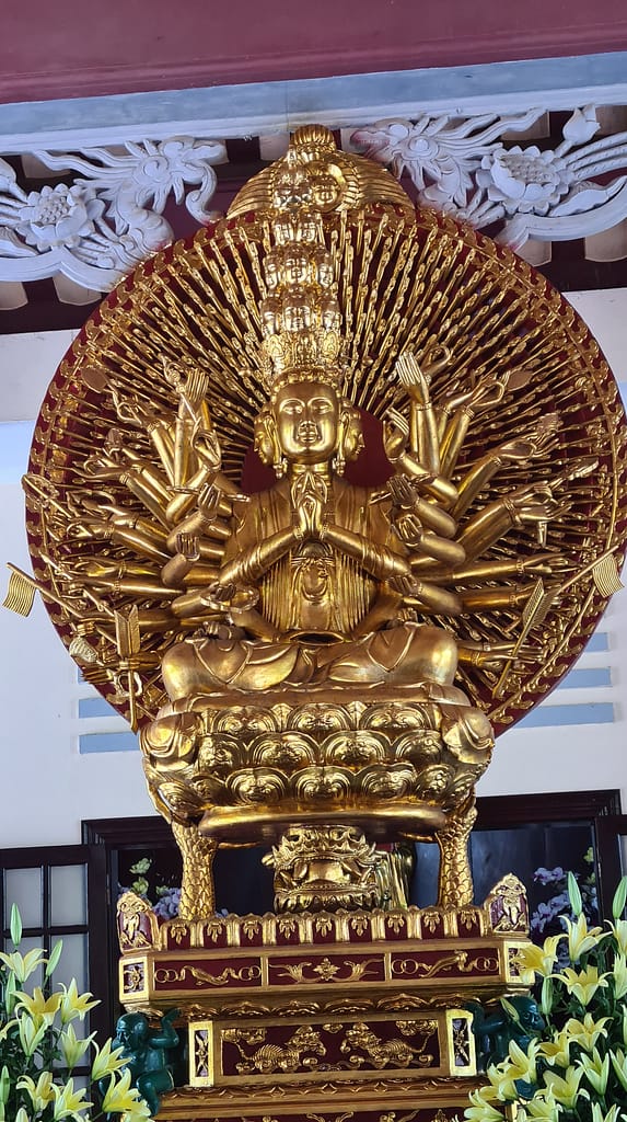 2Statue 14. Ziel: Da Nang