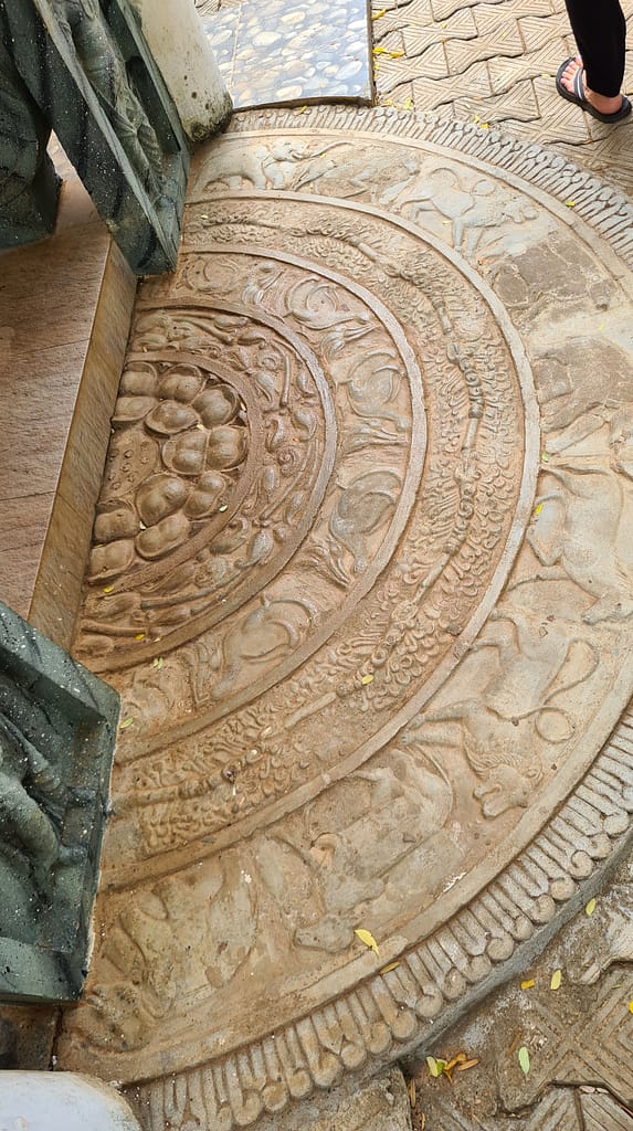 27. Ziel: Anuradhapura