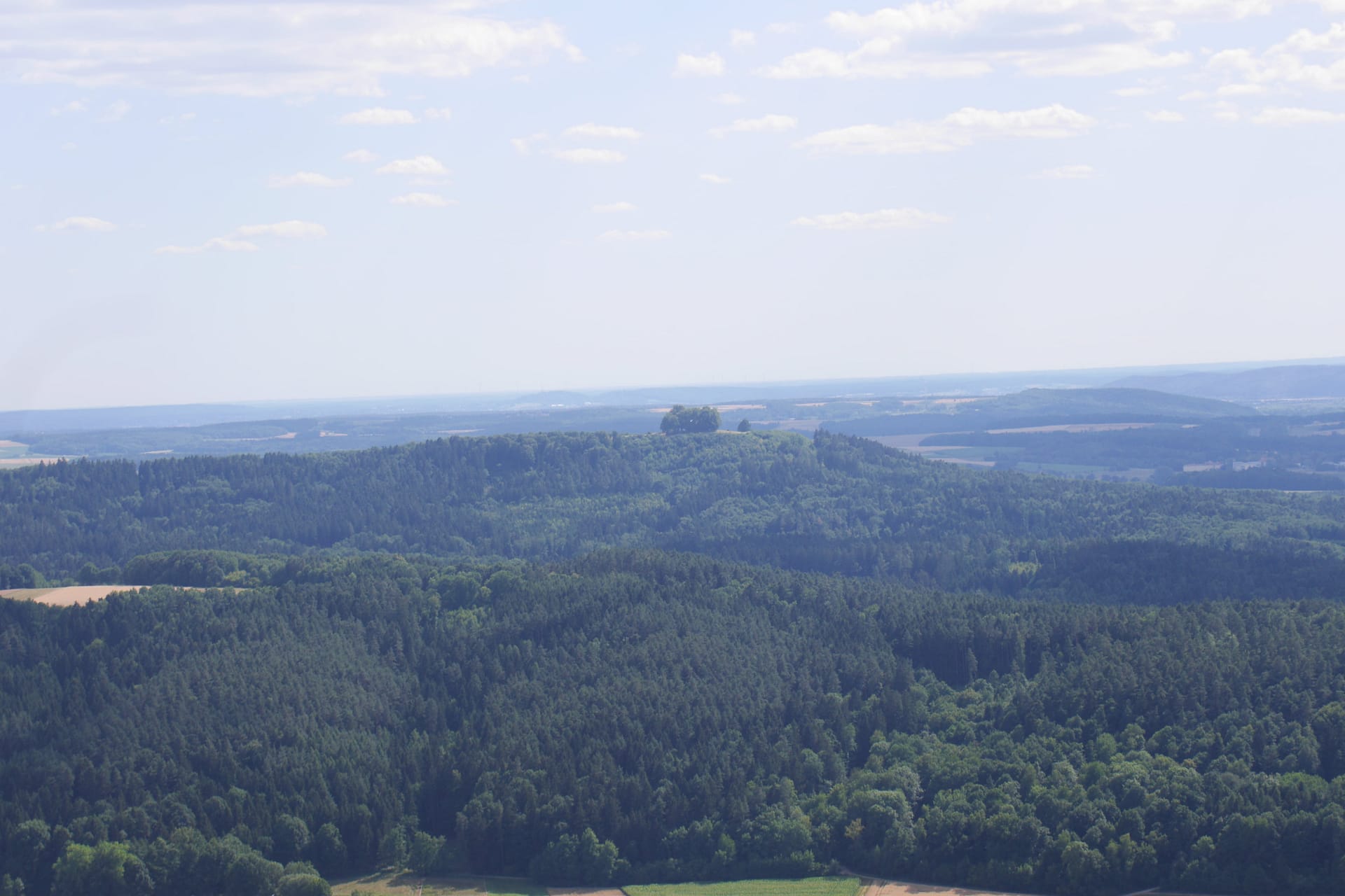 Nebenan befindet sich der Veitsberg. Auch dort kann gut gewandert werden